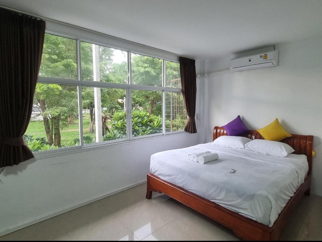 Dorothys Hotel Pattaya Quarto foto