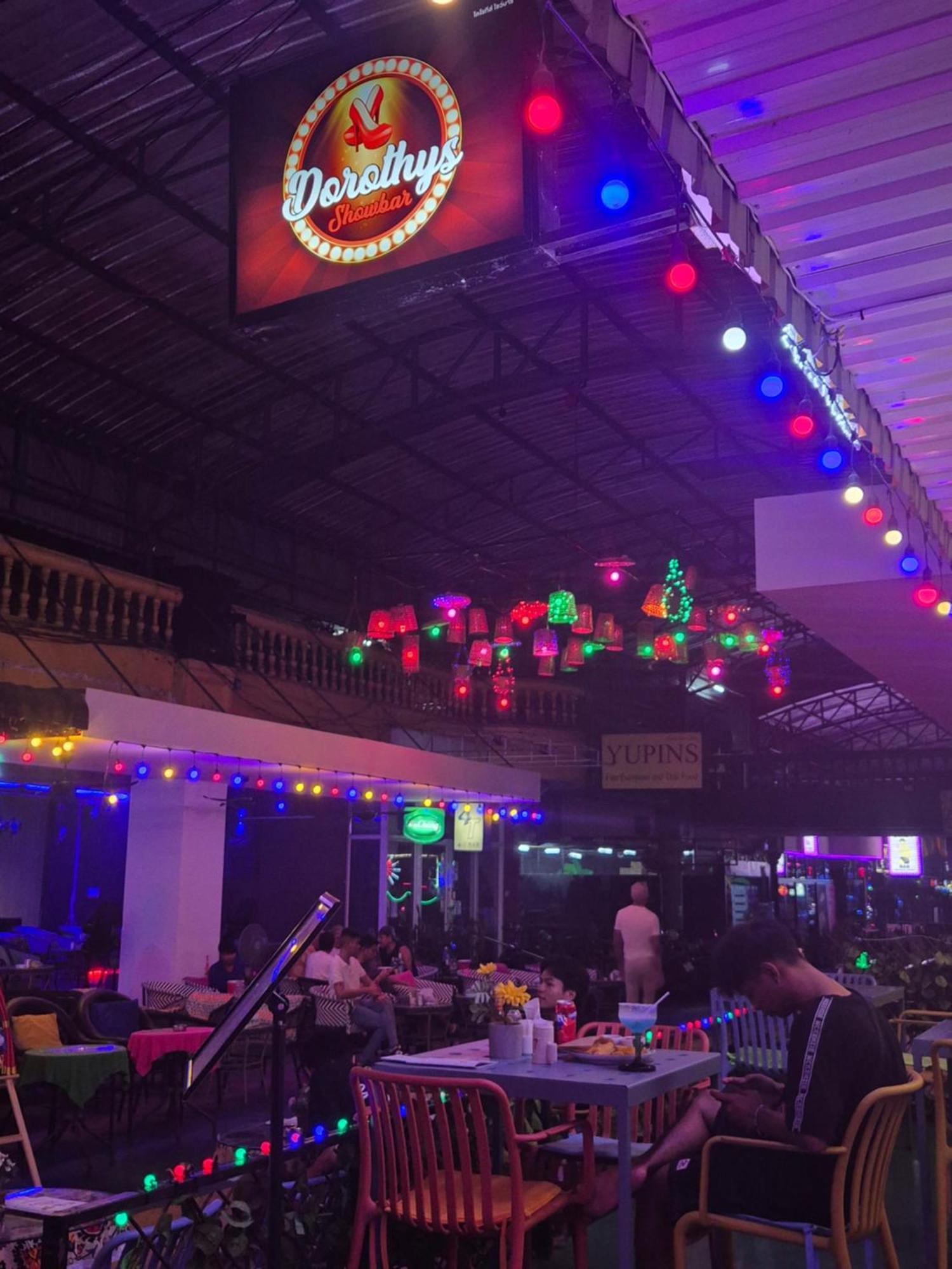 Dorothys Hotel Pattaya Exterior foto