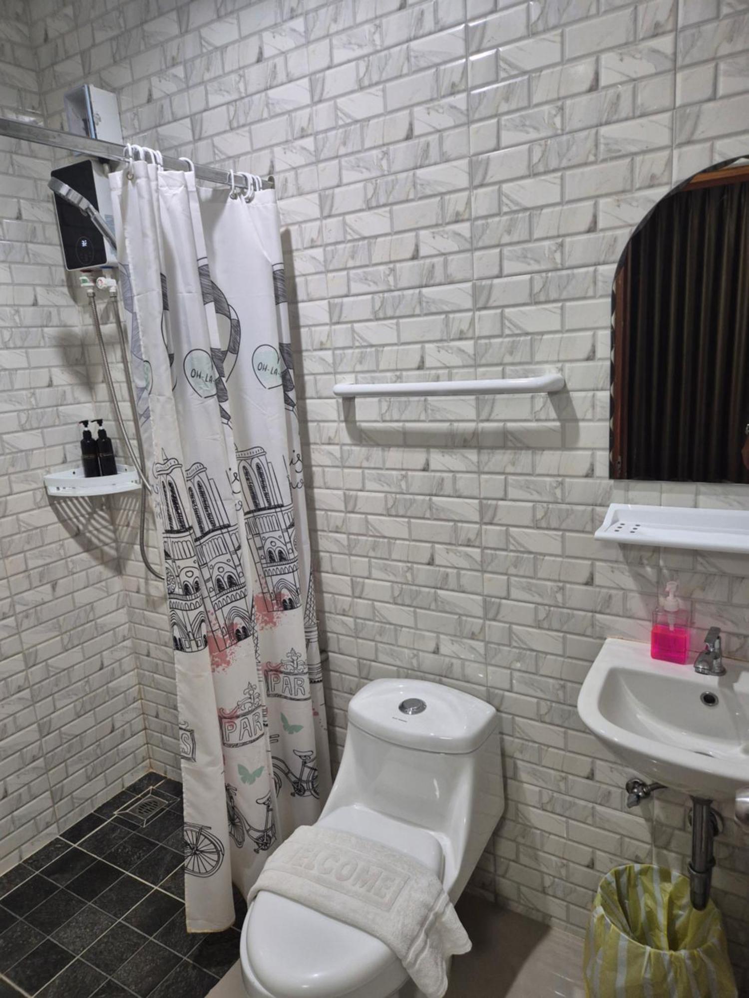 Dorothys Hotel Pattaya Exterior foto